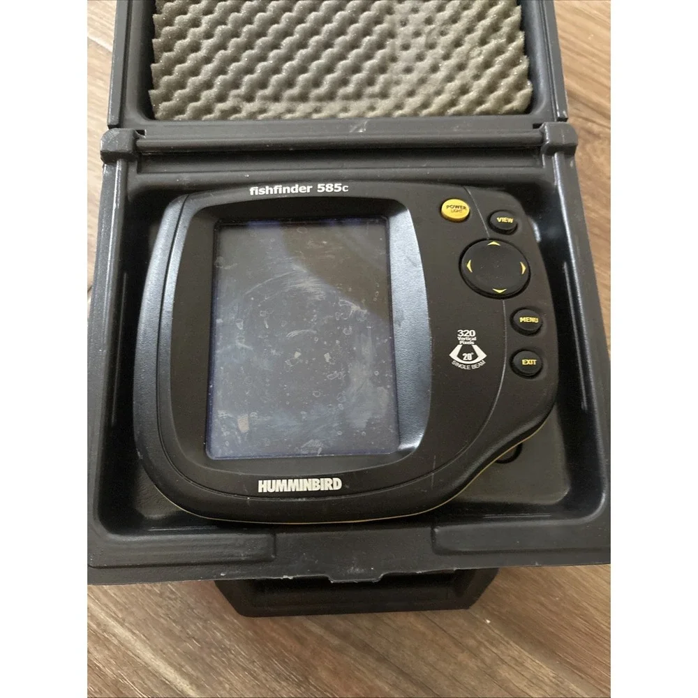 Humminbird FishFinder Fish Finder 585C‎ FF 585 without dock- Not Tested